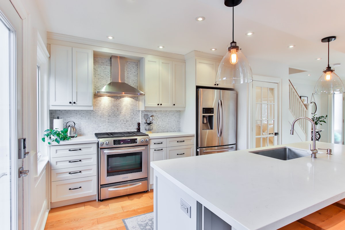 Small space modular kitchen design